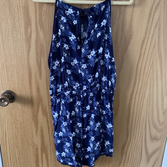 2/$30 Cynthia Rowley // Halter Neck Romper - Picture 2 of 6